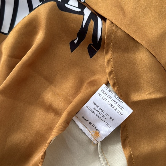 NWT! ⭐️ SukiSo Gold Elsa Wrap Dress in Zebra - Picture 14 of 16